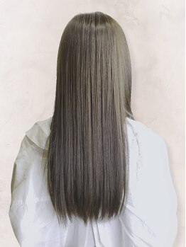 ウェイク ヘアー メイク(wake hair make)の写真/ご自身の髪質を知っていただき、髪質に合うケアをご提案。極上の髪質改善×縮毛矯正で弾むような艶髪に◇