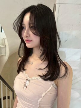 シスター(sister) お洒落レイヤーカットハッシュカット韓国ヘア国分寺