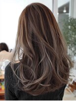 ハーツ 青山表参道店(Heart's) 白髪ぼかし脱白髪染め似合わせレイヤーカット40代50代60代