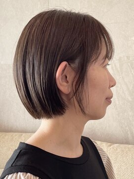 トップヘアー ガーデンヴィラ 安城(Garden Villa) 安城丸みショートボブミニボブアッシュブラウン暗髪面長40代50代