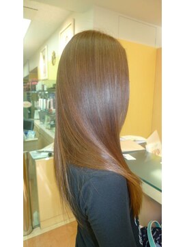 アートヘアアスティ(art hair ASTY) 毛髪にたっぷり栄養を取り入れたトリートメント矯正スタイル