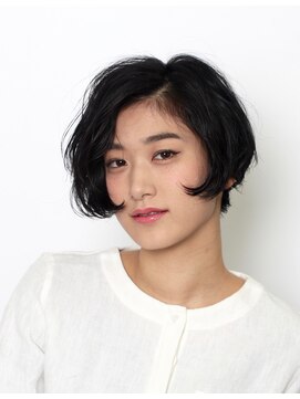 リム(LIM) 大人ショートボブ