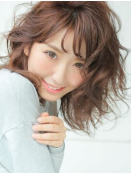 クロム(CHROM) ウェーブパーマ20代30代40代髪質改善白髪染めトリートメント入間