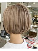 ミニボブ丸み前髪あり