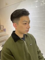 メリケンバーバーショップ フクオカ(MERICAN BARBERSHOP FUK)&nbsp;ナチュラルフェードかきあげ