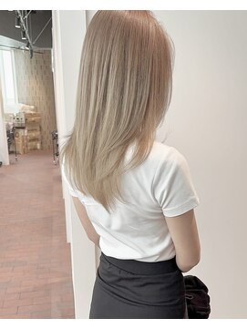 バサースト(BATHURST) ミルクティーベージュ