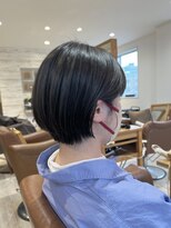 ラボヌールヘアー 宇都宮店(La Bonheur hair) ぱっつり耳掛けマッシュショート♪【宇都宮駅/インナーカラー】