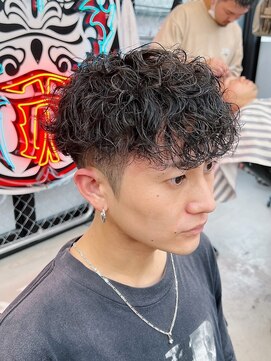 グナスティバイダムディー トウキョウ(GNASTY by DAMDEE TOKYO) ツーブロックマッシュ/波巻き/ハイライト/束感[大宮/理容室]