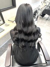 特化店だからこその、"色"や"長さ"の豊富な取り揃え