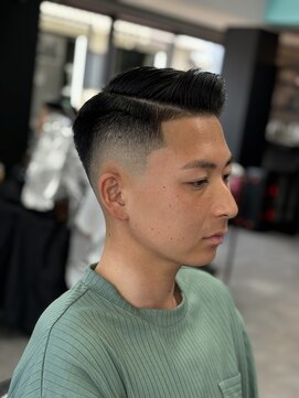 ヘアーラボ 樟葉(Hair Labo) サイドパート スキンフェード 枚方 南楠葉