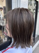 ソル(sol.)&nbsp;プリンが目立ちにくいハイライトカラー☆