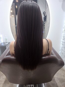 クレビア(CLeBIA)の写真/透明感カラーや理想の色味を叶えたい方必見!トレンドを押さえたスタイル提案でワンランク上の仕上がりに◇