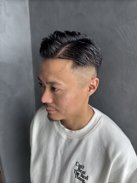 ラ カルモ(LA CALMO) フェードカット