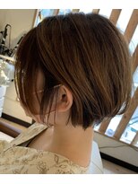 リス(lys) 丸み ショートフラットボブ