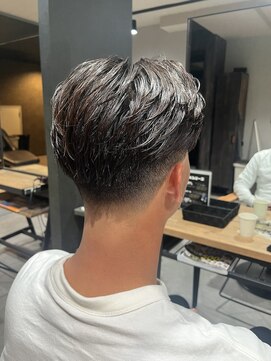 スウェル 柏店(Swell) テーパーフェード/スペインカール/スパイキーショート/柏