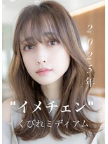 アンスリウム 吹田(Anthurium)&nbsp;2025年トレンド"大人可愛いレイヤースタイル"くびれヘア