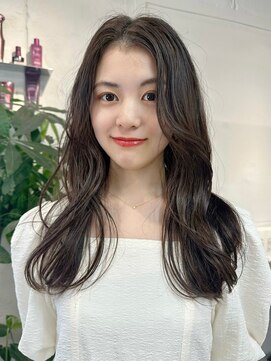 エクラートトラベル 大宮店(ECLARTravel) 柔らかオリーブグレージュ/コテ巻きスタイル[大宮]