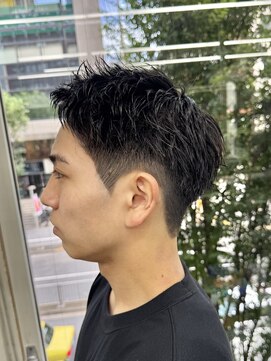 ニコ トウキョウ ロジック(nico TOKYO Logic) スパイキーショートピンパーマ