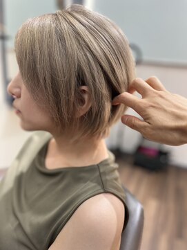 カット ハウス ボブ CUT HOUSE BOB ショート☆ミルクティーベージュ♪