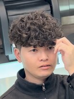 フィフスパーク(fifth PARK)&nbsp;渋谷スペインカールラルフカール刈り上げ高めツーブロックメンズ