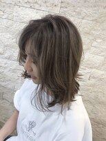 ベルフェミンアプレ(Belle femin Apres)&nbsp;オリーブカラー 顔周りレイヤー 前髪カット ボブ 透明感カラー