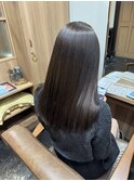 大人の透け感、暗髪グレイブラウン