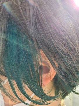 ヘアメイク カラフル(hair make colorful) インナーカラー×ミントグリーン