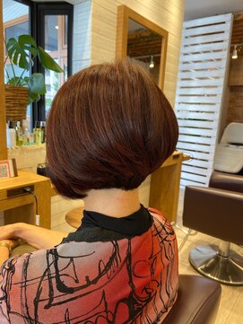 ヘアーレック(Hair REC) 大人女性のキレイめ前下がりボブ