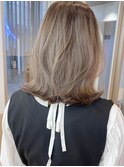 くすみベージュ×シークレットハイライト【ジョン】