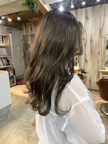 シーン(SCEN) オリーブベージュ 大人女子ロング