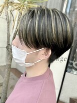 ヘアーアンドメイク ビス(HAIR&MAKE bis) メンズ　コントラストハイライト【水島佑美子】