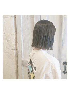 ルパラディ(leparadis) パッツンボブ×グレージュ