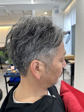 ウイ バイ ファースト 北四番丁店(u'i by first) ツーブロック6ミリ☆メンズ刈り上げスタイル