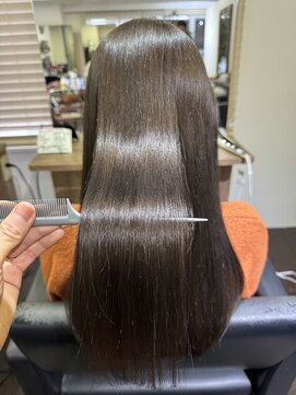 ルーツアイリー 心斎橋(ROOTS IRIE) 髪質改善 髪質改善カラー ココアブラウン ヘルシー 艶感