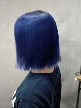 リベル(libel.) 10代/20代/サファイアブルー/切りっぱなしボブ