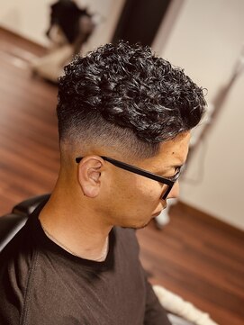 ジェイソンバーバー 2nd(JASON BARBER) オールバックスキンパーマ【理容室/フェード/メンズ/バーバー】