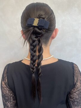 スリー 博多(THREE...) カチモリ編み下ろし三つ編み