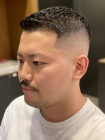フランクス バーバー ウエストトウキョウ 吉祥寺店(FRANK’S BARBER WEST TOKYO)&nbsp;スパイキーショートブルーブラックフェザーパーマサーフカール