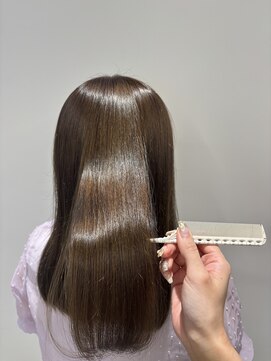 マーク 蕨西口(Marc) 透明感たっぷり◎Oliveカラー