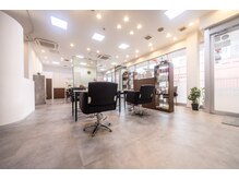 ヘアメイク トゥエンティワン HAIRMAKETwentyOneの雰囲気(こだわりトリートメント・ヘッドスパ・艶髪白髪ぼかしも好評!)