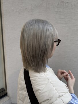 ルセット(Ruset) グレー/シルバー/ハイトーン/ケアブリーチ/ボブ/10代20代