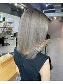 切りっぱなしボブ×ハイトーンシルバー