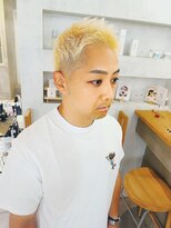 リコ(Lico) 夏にぴったりの爽やかハイトーンショート
