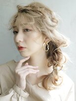 編みおろしアレンジ_ローライトスリークボブ厚めバング_77495