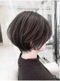 《ZELE上尾店》　くすみカラーが可愛い☆大人ショートボブ