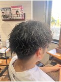20代30代メンズスパイラルパーマワイルドオシャレ感アッシュ