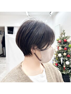 ザ ショート(THE SHORT) 耳掛け × 丸みショート