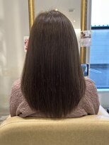 リフ(LIF by MIRROR TALK)&nbsp;透明感のあるベージュカラー