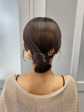 ユウホウ(YUHOU) タイトアレンジ　シニヨン