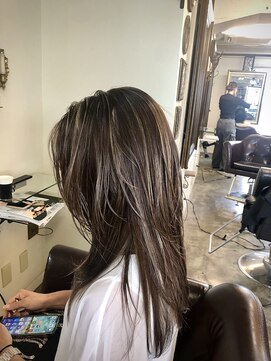 ヘアー ラウンジ アート(HAIR LOUNGE ART) 寒色ハイライト